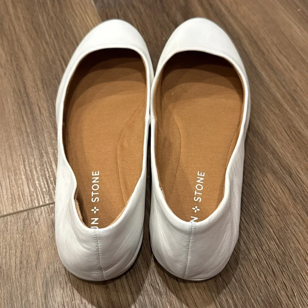 Sun + Stone Women's Ivory Eliana Faux Leather Slip on Ballet Flats Cute